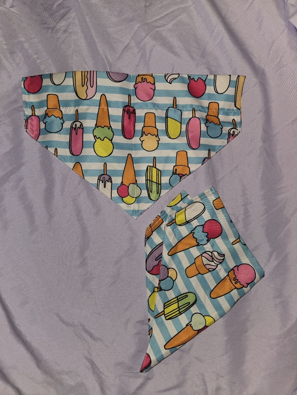 2 NWOT Dog Collar Bandanas